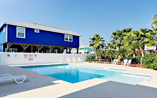 Doodle Digs - Three Bedroom Home