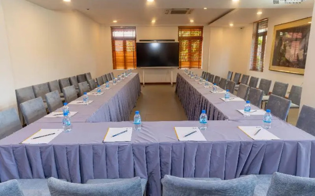 Jaya Suites Hotel