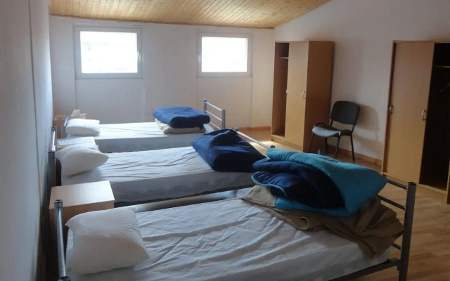 Be Coimbra Hostels