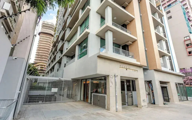Moderno-Pinheiros -AC - Brazilian Corner