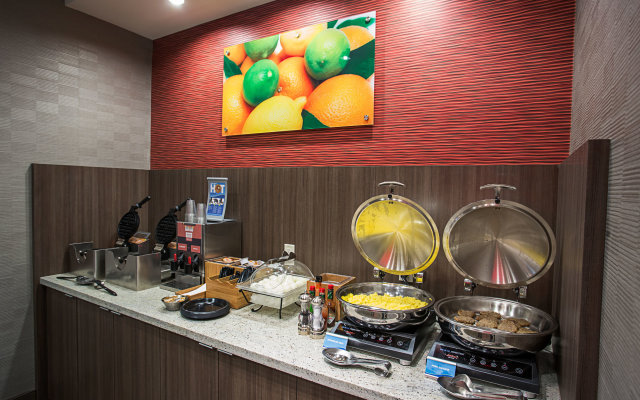 Fairfield Inn & Suites Moscow