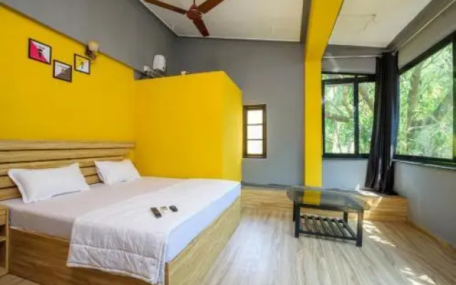 8 Stone Home Stay