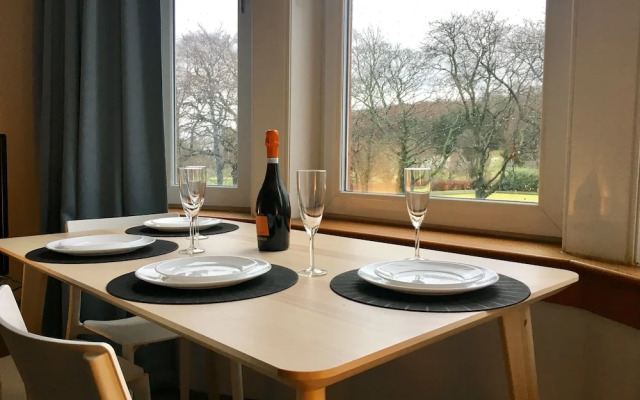 Bellahouston View Apartment