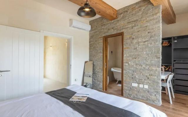Solaris Gozitan Villa With Pool Gozo