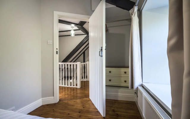 Barn Conversion - Hot Tub - Penally