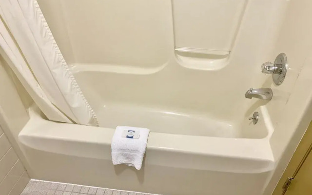 Executive Inn Cass City