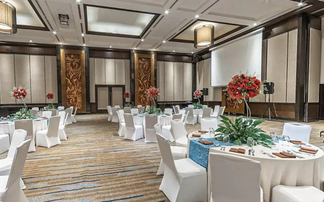 Seda Ayala Center Cebu