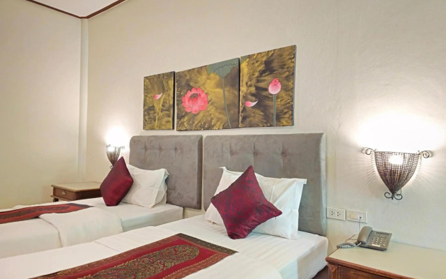 Baan Panwa Resort