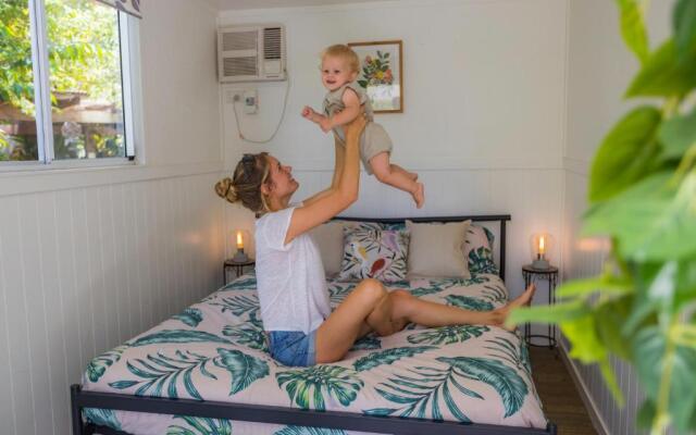 On The Wallaby Eco Lodge - Hostel
