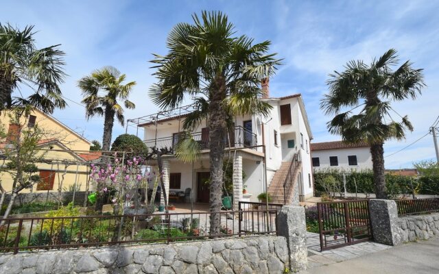 Three Bedroom Apartment Pinezic