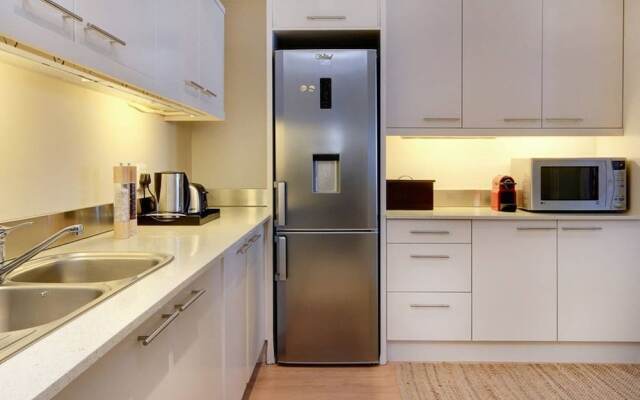 Dunmore Apartment - Two Bedroom Apartment, Sleeps 4