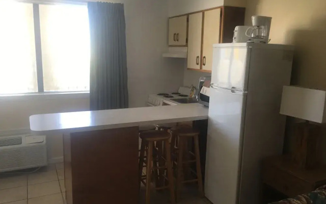 Ocean Cove Motel