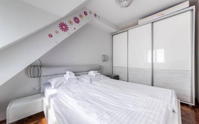 Apartman Biblioteka Čardaka 10/61