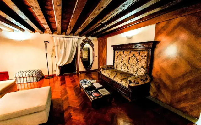 Villa Foscolo - Luxury Rooms & Apartments