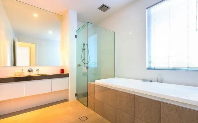 Holiday Home Vogue Living @ Hope Island Resort