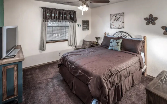 Ruidoso Three-bedroom