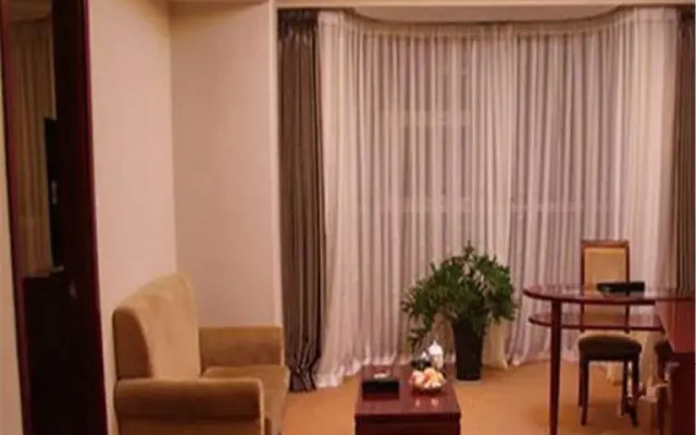 Chifeng Jiutian International Hotel