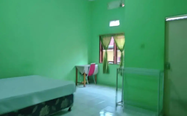 OYO 92724 Penginapan Syariah Al Syifa
