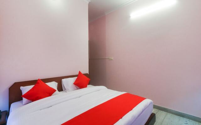 OYO 24733 Milan Garden N Restaurant