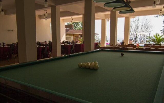 More Hotel