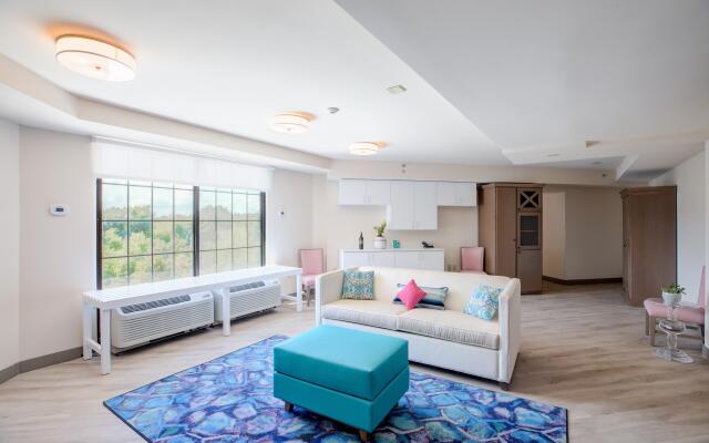 Hotel Indigo Mount Pleasant by IHG