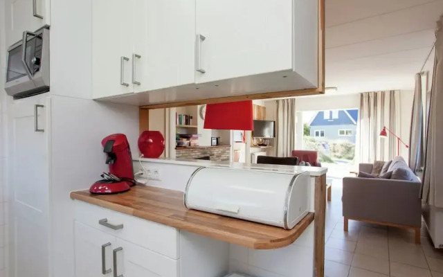 Alluring Holiday Home in Vlieland With Terrace