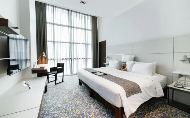 Reo Hotel & Spa