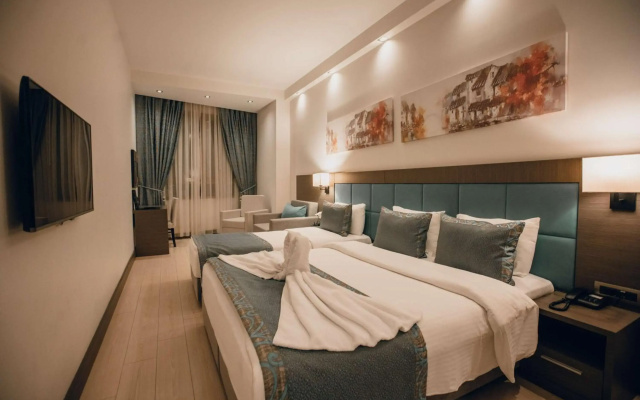 Hilly Hotel