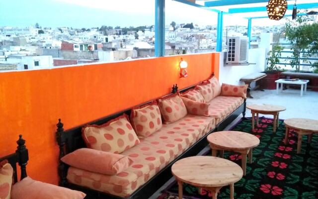 Apartment With 2 Bedrooms in Tunis, With Wifi - 4 km From the Beach