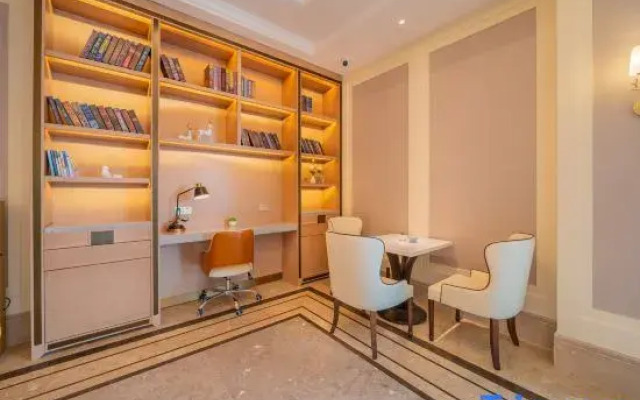 Vienna Hotel Chongqing West Station Square