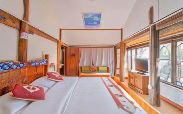 Yingluo Inn