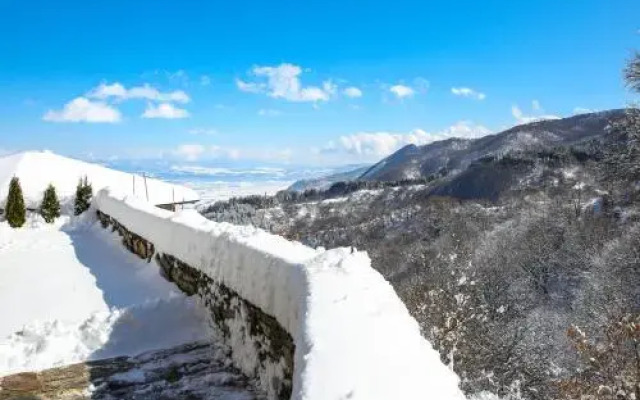 Yancheva Guest House