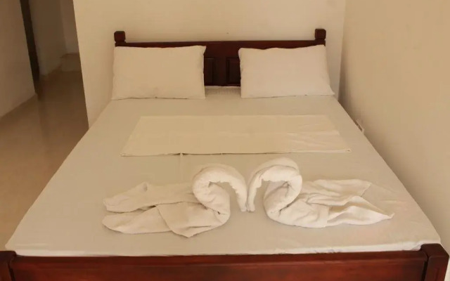 Pearl City Hotel