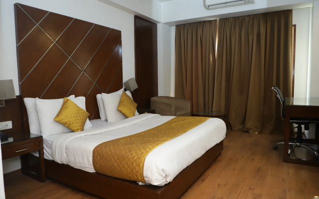 Hotel Blooming Inn and BANQUET
