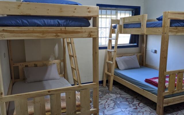 The Lodge for Cyclists - Hostel