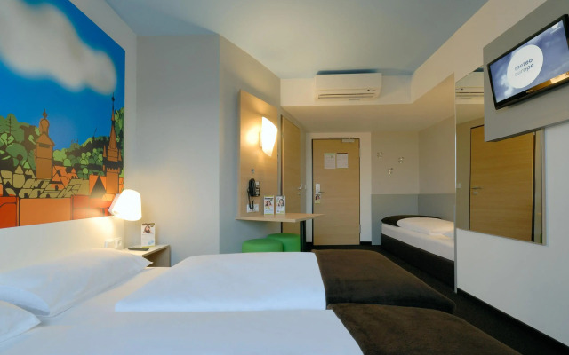 B&B Hotel Freiburg-Süd