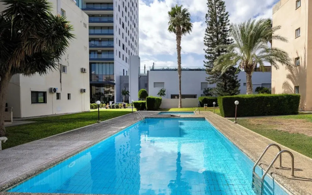 Christine Complex- Close to the Beach, Shared Pool