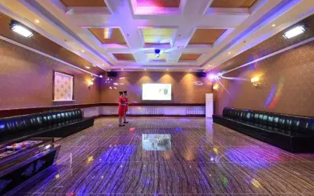 Blue Peacock Hotel