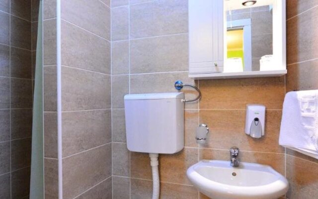 Guest Accommodation TAL Centar