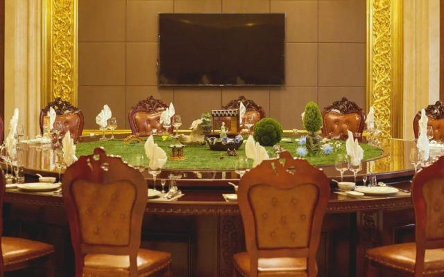 Taizhou Haiyan Jinling International Hotel