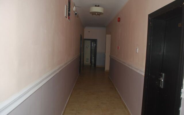 Nevada Inn Hotels And Suites
