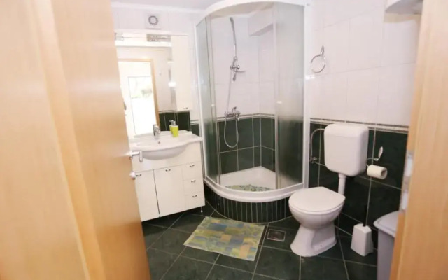 Apartments Davorka - 50m to the sea