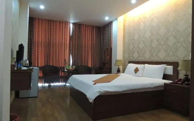 Louis Hotel