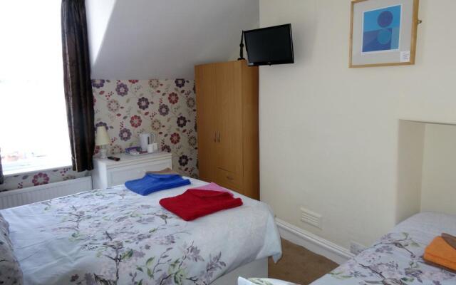 Sea Dogs Guest House