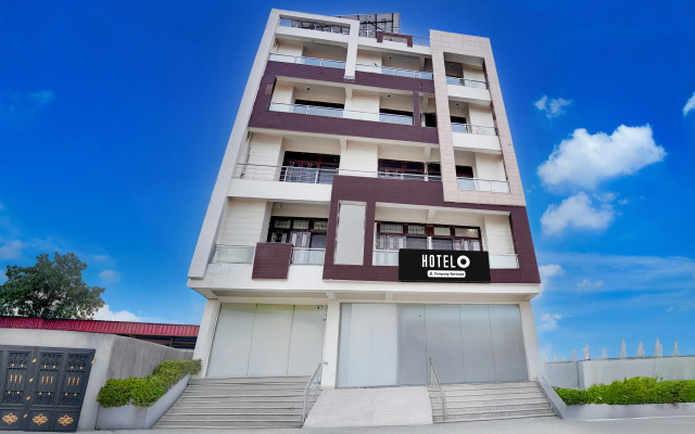 Super Hotel O NIIT University Neemrana