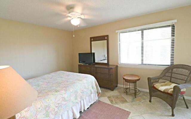 Ocean Village Club D16