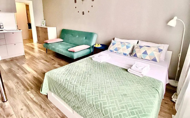 Апартаменты на улице Университетская Набережная 46