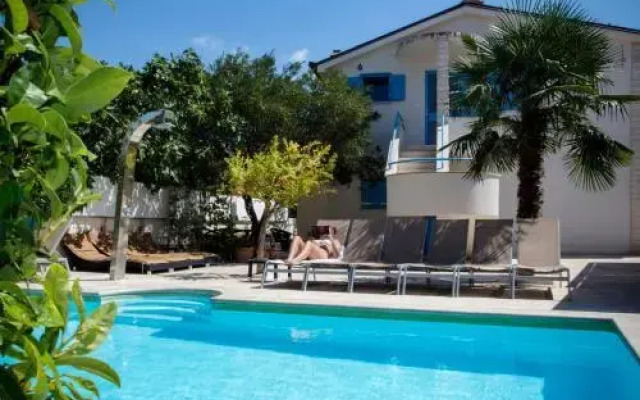Apartments Villa Pina