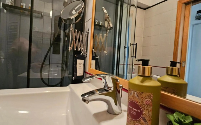 RIVER VIEW - Izvor Studio