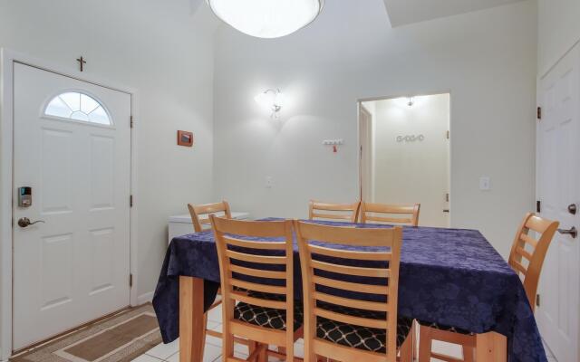 Guadalupe River Rock Retreat RR 9740